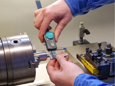 誠瑞豐與日立合作金融ATM機、智能柜員機項目 誠瑞豐與日立合作金融ATM機、智能柜員機項目