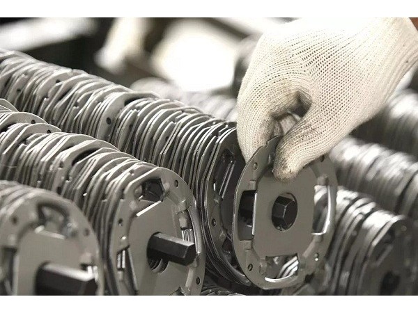 鈑金加工件通過蒸汽脫脂進行表面清洗原理詳解 鈑金加工件通過蒸汽脫脂進行表面清洗原理詳解